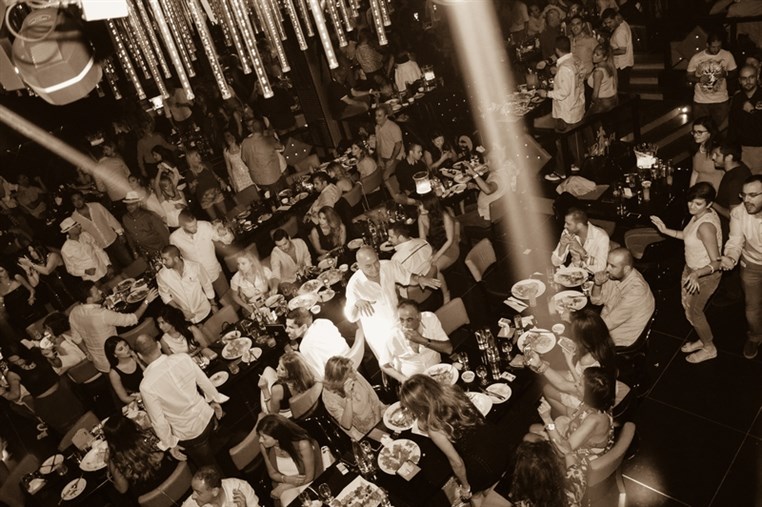 Diva Club On Saturday Night